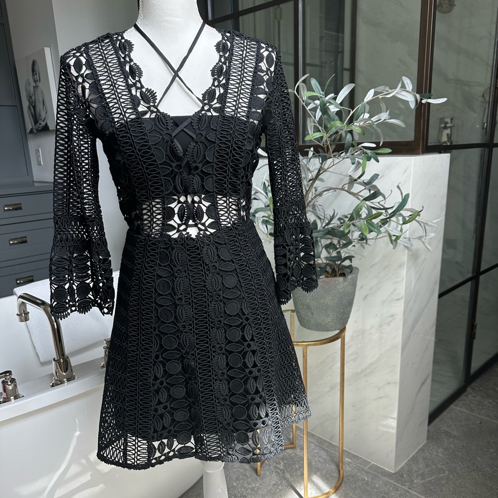 🖤SELF PORTRAIT🖤 sexy/classy black lace dress with Lace-up tie, SIZE UK8, US4